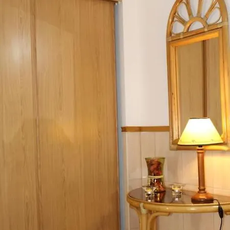 Studio, Large Terrace & Beautiful Pool Lagos
